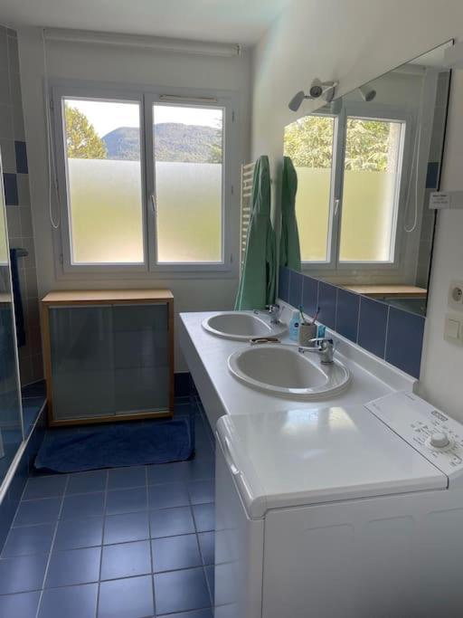Naves-Parmelan Chez Peggy & Victor - Appartement 4/5 Personnes מראה חיצוני תמונה